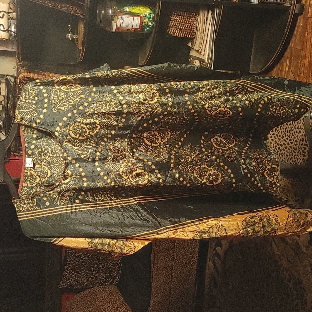 Women's dashiki top